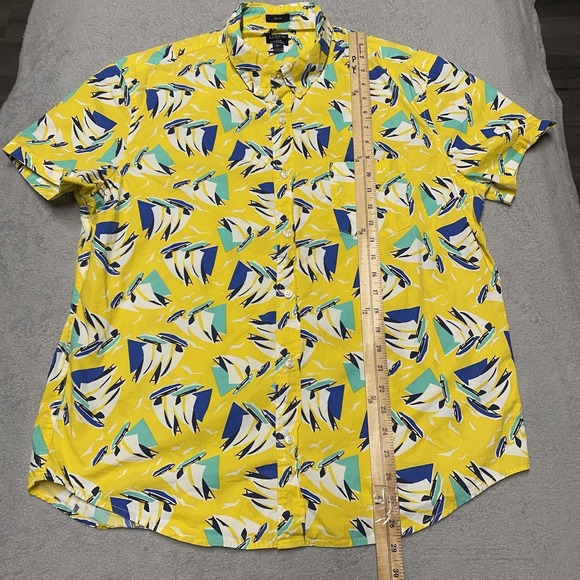 J Crew Shirt Mens XL Yellow Sailboat Print Button Down Short Sleeve Beach Preppy - Picture 4 of 6